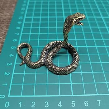 金属製コブラと蛇の彫刻 Amazon.co.jp: A07○キングコブラ○蛇○真鍮製○ヴィンテージ